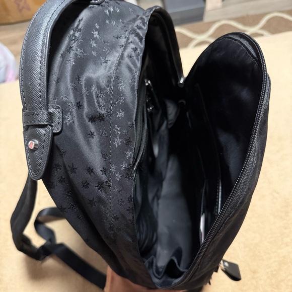 Michael Kors Kelsey Large Backpack - Picture 4 of 7